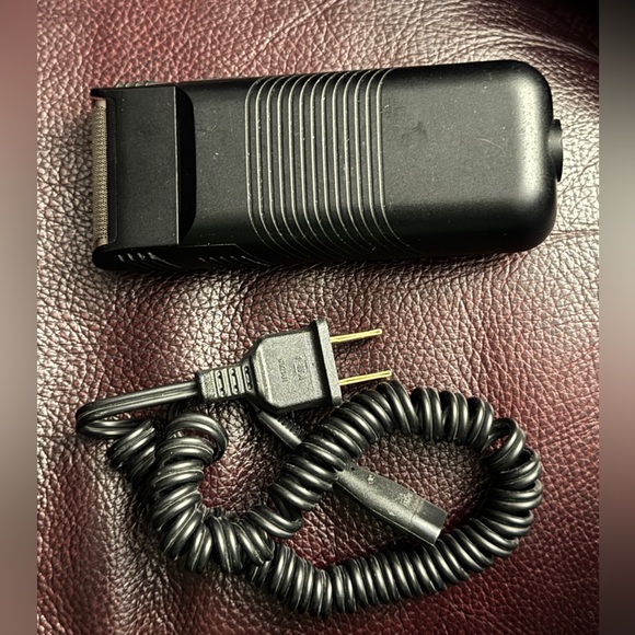 Vintage Braun 5 596 rechargeable trimmer-made in Germany - Picture 3 of 4